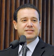 Nefi-Cordeiro