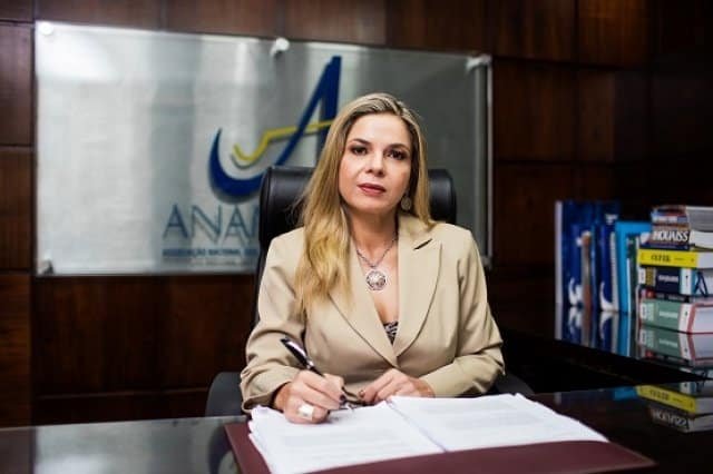 Nomia Porto, da Anamatra, que fechou convênio com a Justiça & Cidadania